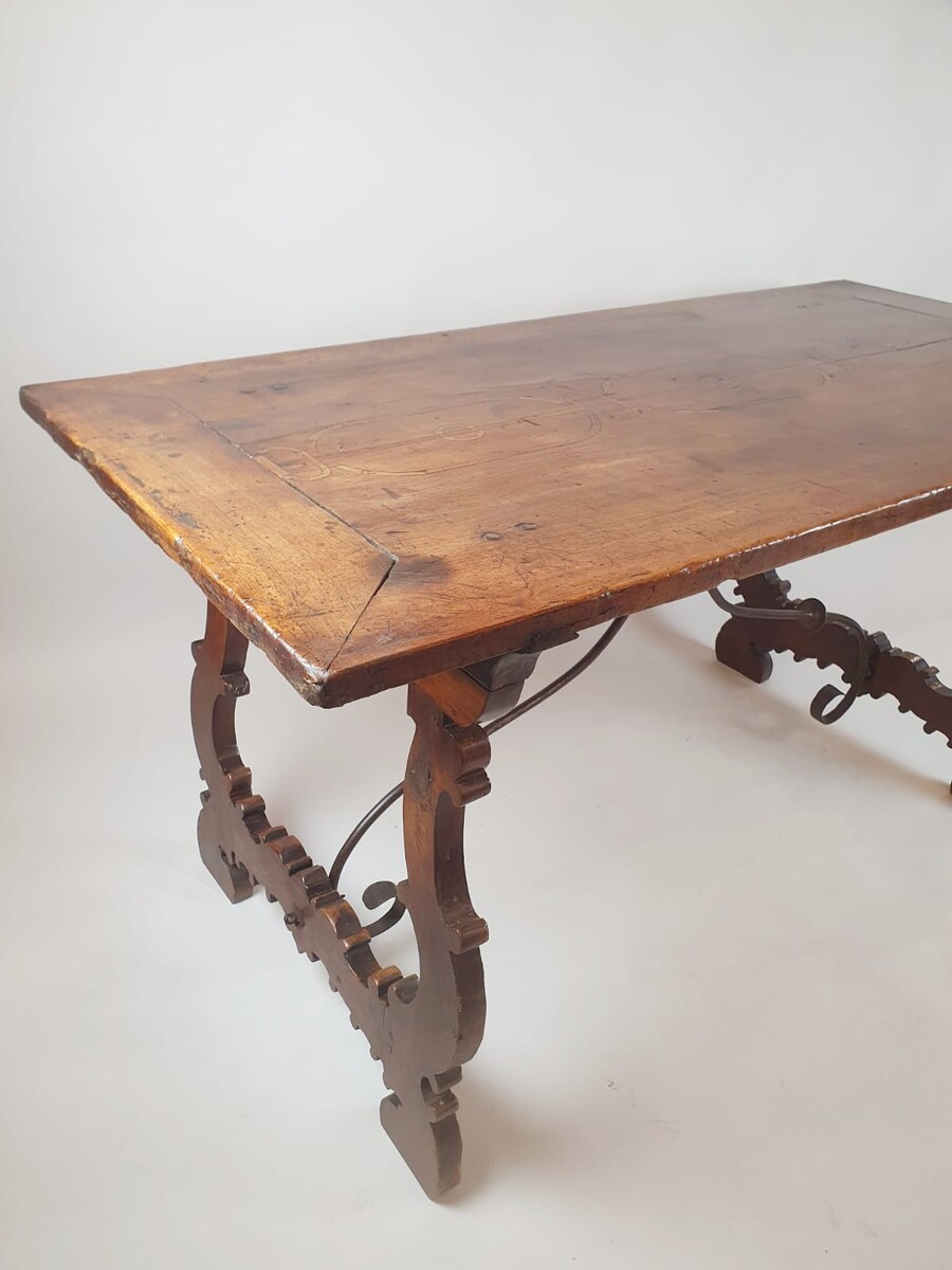 Spanish table is inlaid walnut, 18th