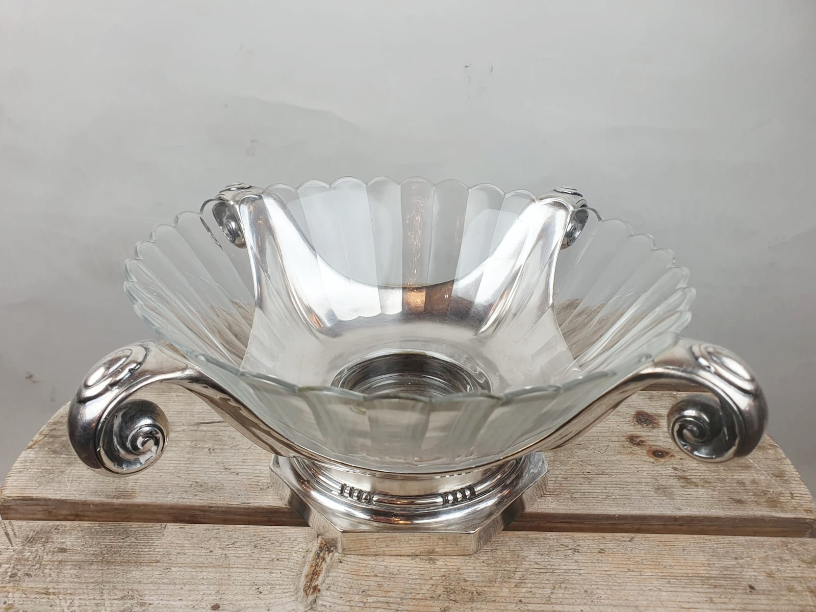 SUE & MARE, silver-plated metal centerpiece, circa 1930