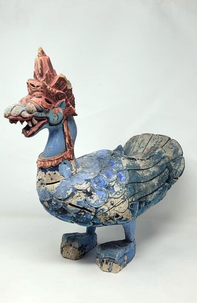 Traditional Balinese dragon in polychrome wood - early 20th century