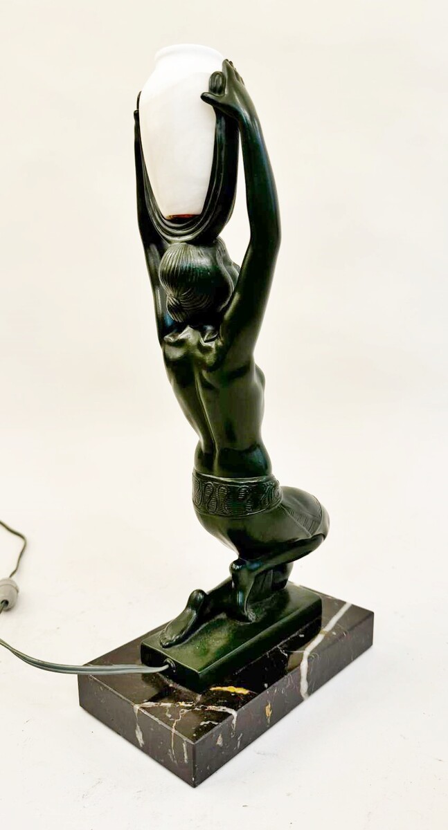 Vers l'oasis, art deco pewter lamp by Fayral (Pierre le Faguays)