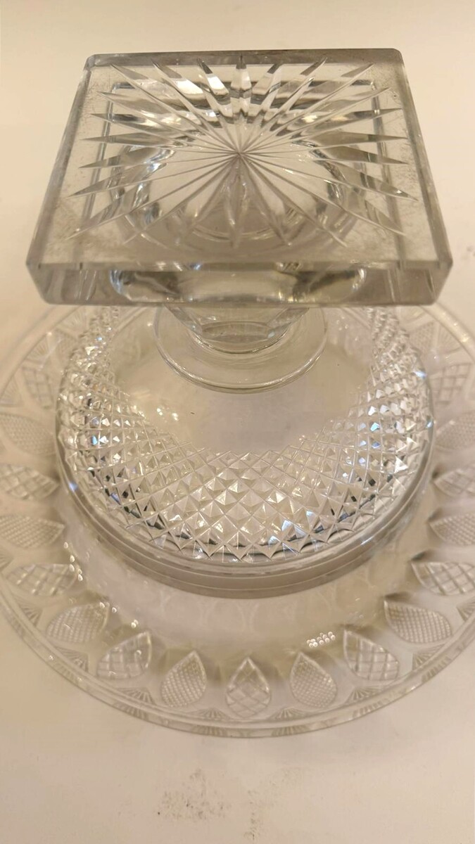 Vonêche crystal footed cup