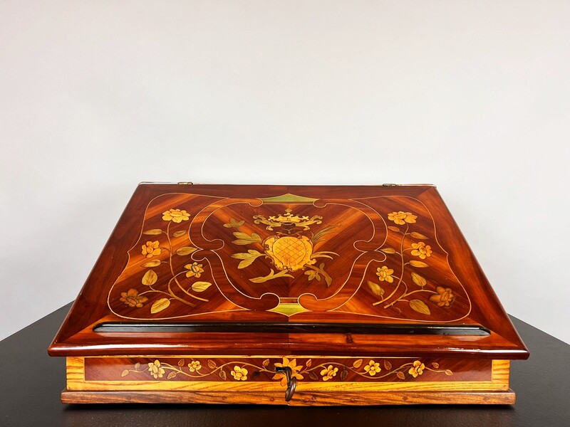 Writing desk with floral marquetry, 19th century